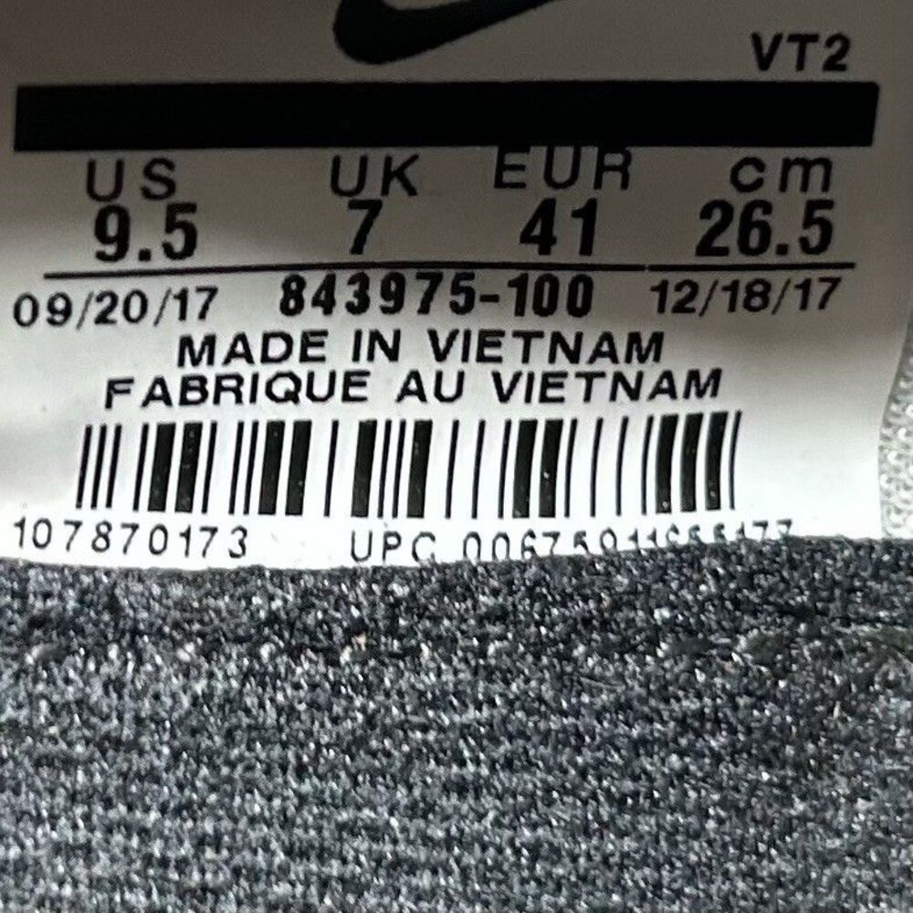 Nike Air Zoom Strong 843975-100 Women’s Sz 9.5 Gray Athletic Running Shoes Used - Picture 12 of 12
